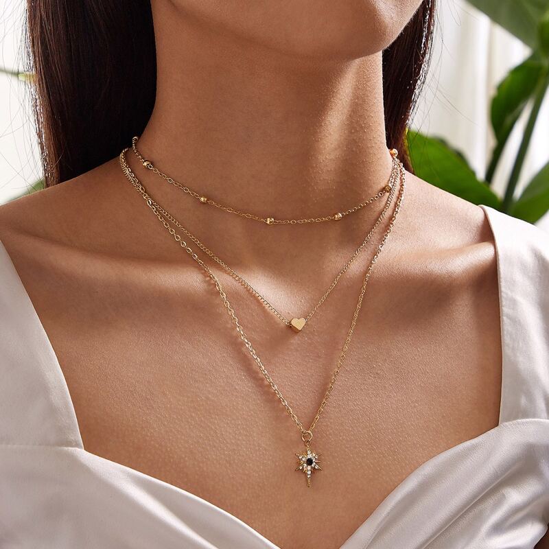 

2pcs Star & Bead Decor Necklace, Gold