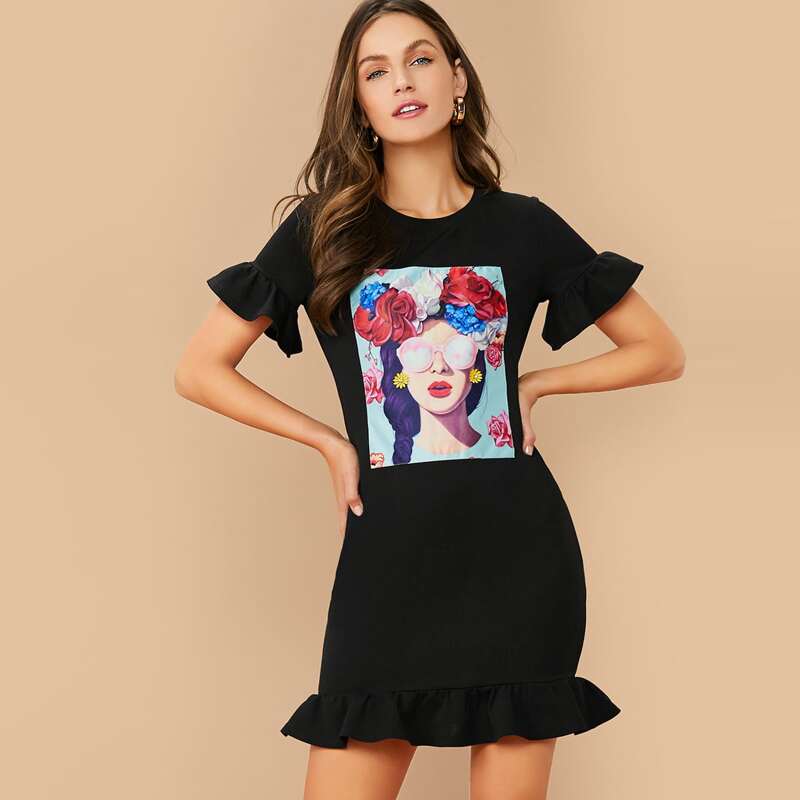 

Woman Graphic Ruffled Mini Dress, Black