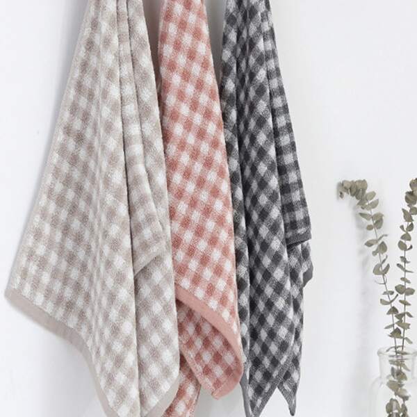 

1pc Gingham Pattern Towel, Multicolor