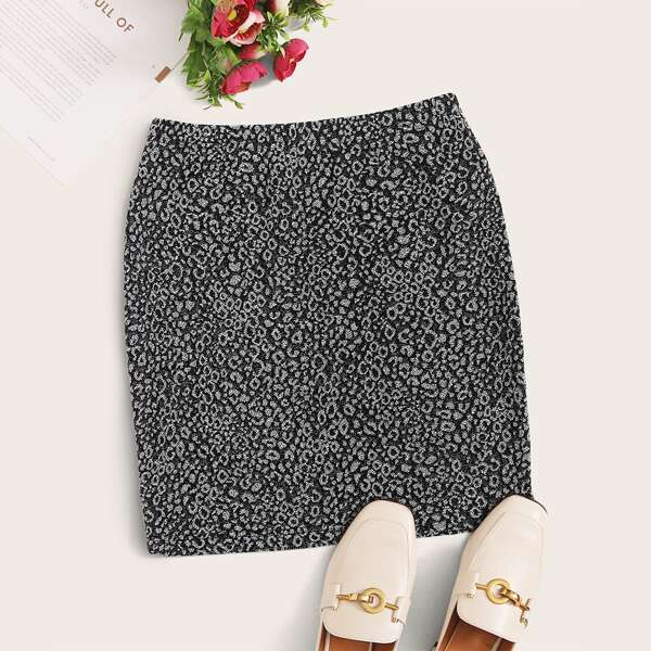 

Leopard Jacquard Bodycon Skirt, Grey