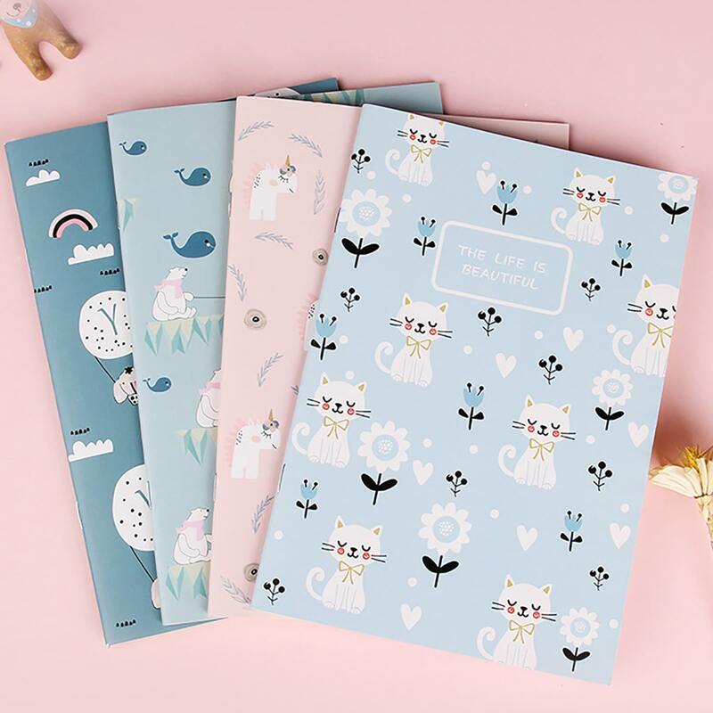 

1pack Random Cartoon Graphic Cover Notebook