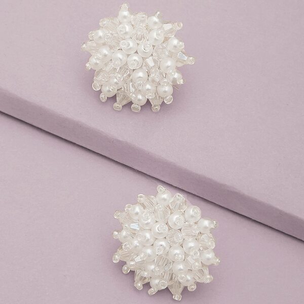 

1pair Beaded Flower Burst Stud Back Earrings, White