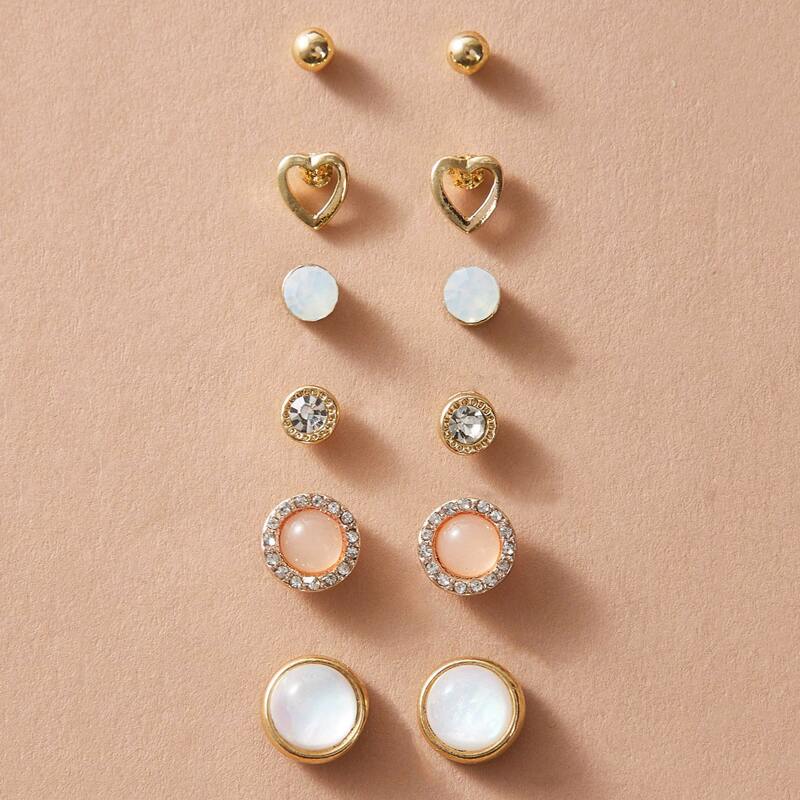 

6pairs Rhinestone Engraved Heart Shaped Stud Earrings, Multicolor