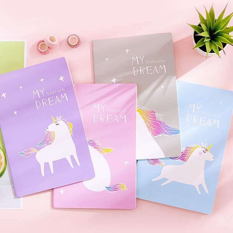 

1pack Random Cartoon Graphic Notebook