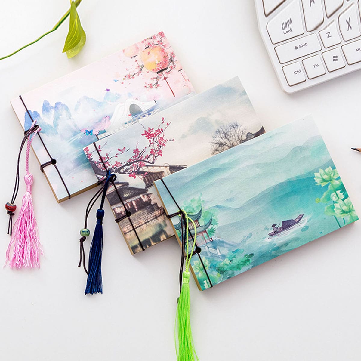 

1pc Tassel Decor Floral Print Cover Notebook, Multicolor