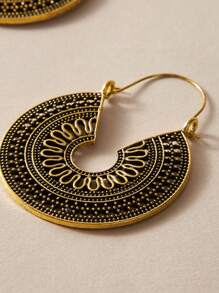 1對波西米亞風格鏤空耳墜