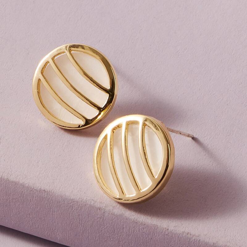 

1pair Hollow-out Round Stud Earrings, Gold