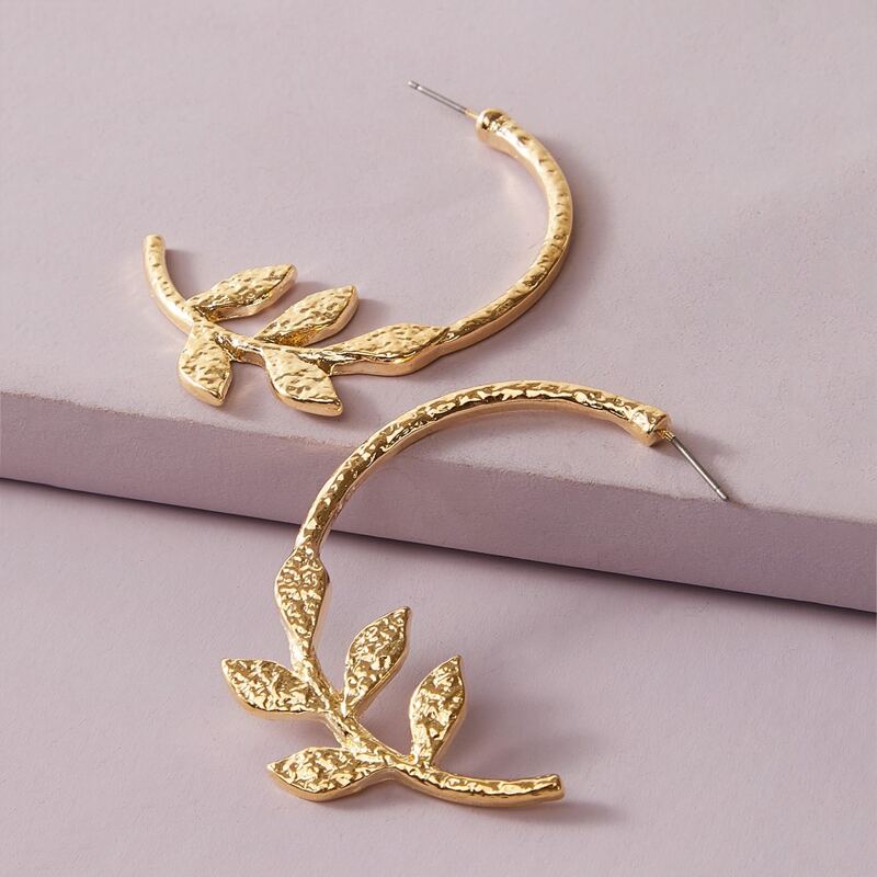 

1pair Leaf Shaped Hoop Earrings, Gold