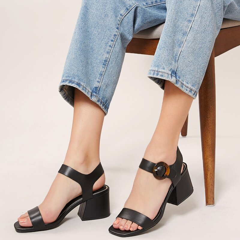 

Square Toe Tortoise Buckle Chunky Heel Sandals, Black