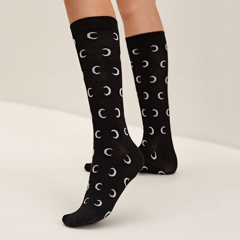 

1pair Moon Pattern Socks, Black