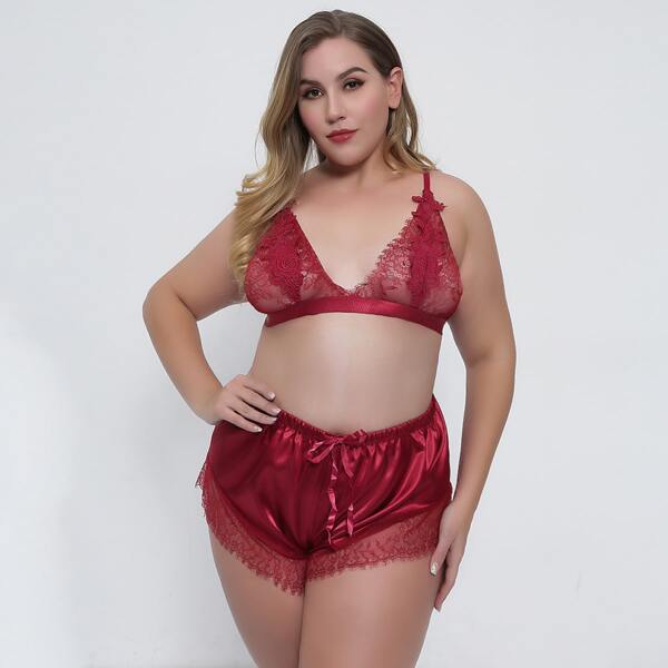 

Plus Floral Lace Bralette With Satin Shorts, Burgundy