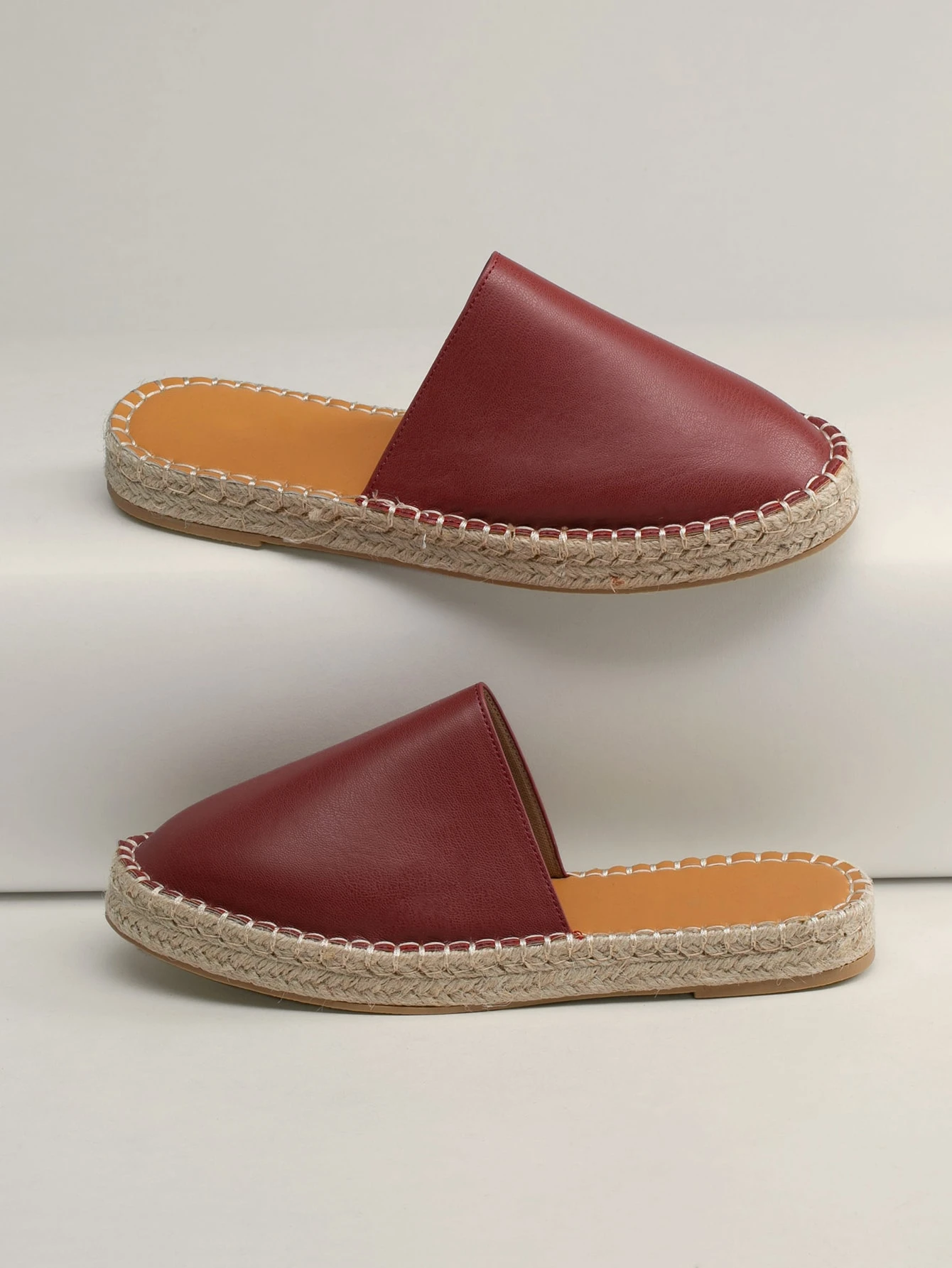 closed toe flatforms