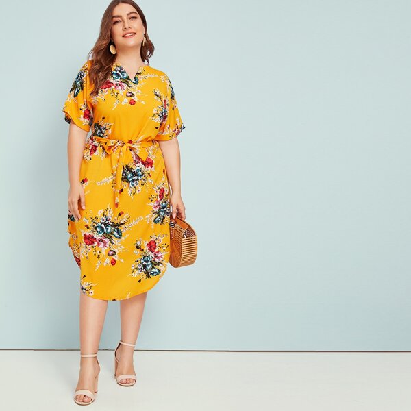 

Plus Notched Neck Belted Curved Hem Floral Dress, Yellow