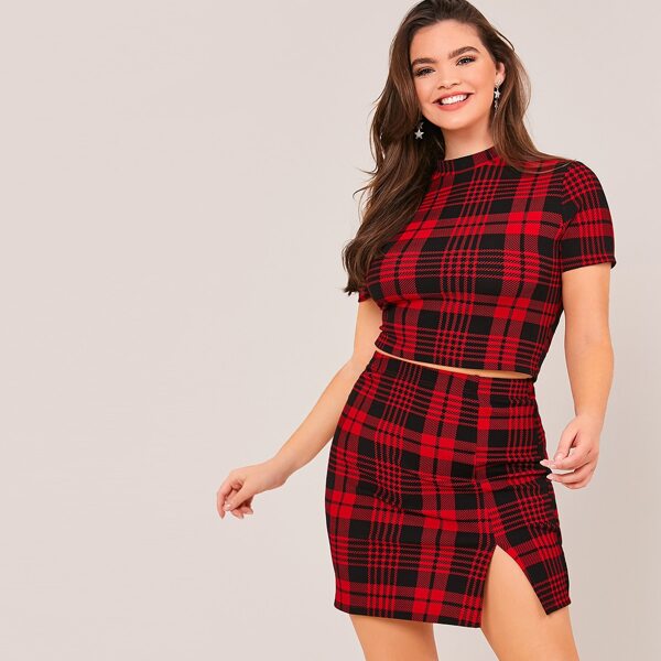 

Plus Mock Neck Plaid Top & Split Hem Skirt Set, Red