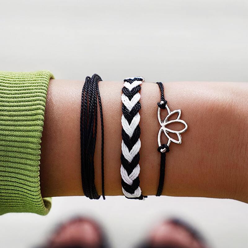 

3pcs Lotus Decor Braided String Bracelet, Multicolor