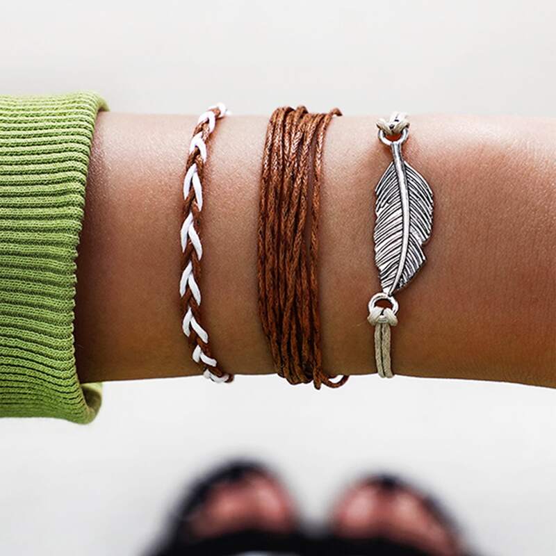 

3pcs Metallic Leaf Decor String Bracelet, Multicolor