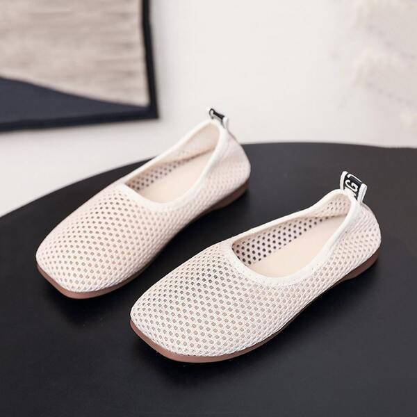 

Girls Mesh Minimalist Flats, White
