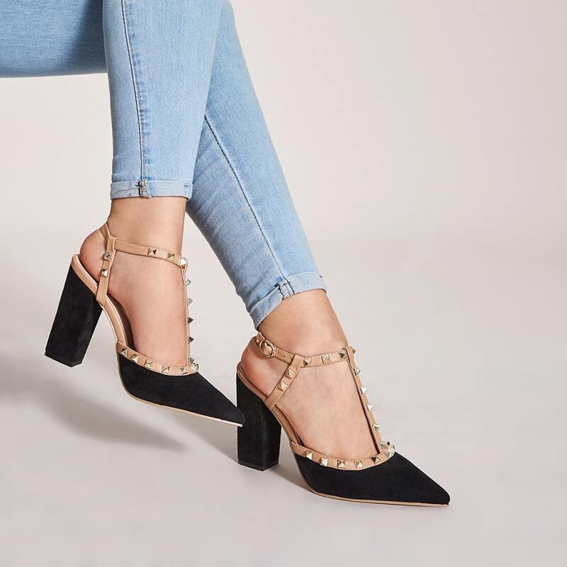 

Spiked Decor Point Toe T-strap Chunky Heels, Black