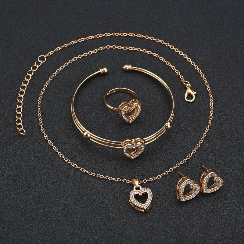 

5pcs Rhinestone Decor Heart Charm Necklace & Earrings & Ring & Bracelet, Gold