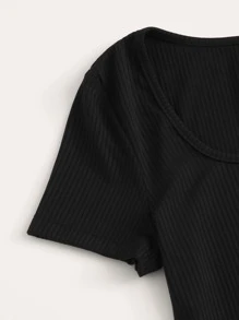 SHEIN Conjunto camiseta tejida de canalé pantalones de rayas de cintura con volante - Blanco y Negro - Ver 4