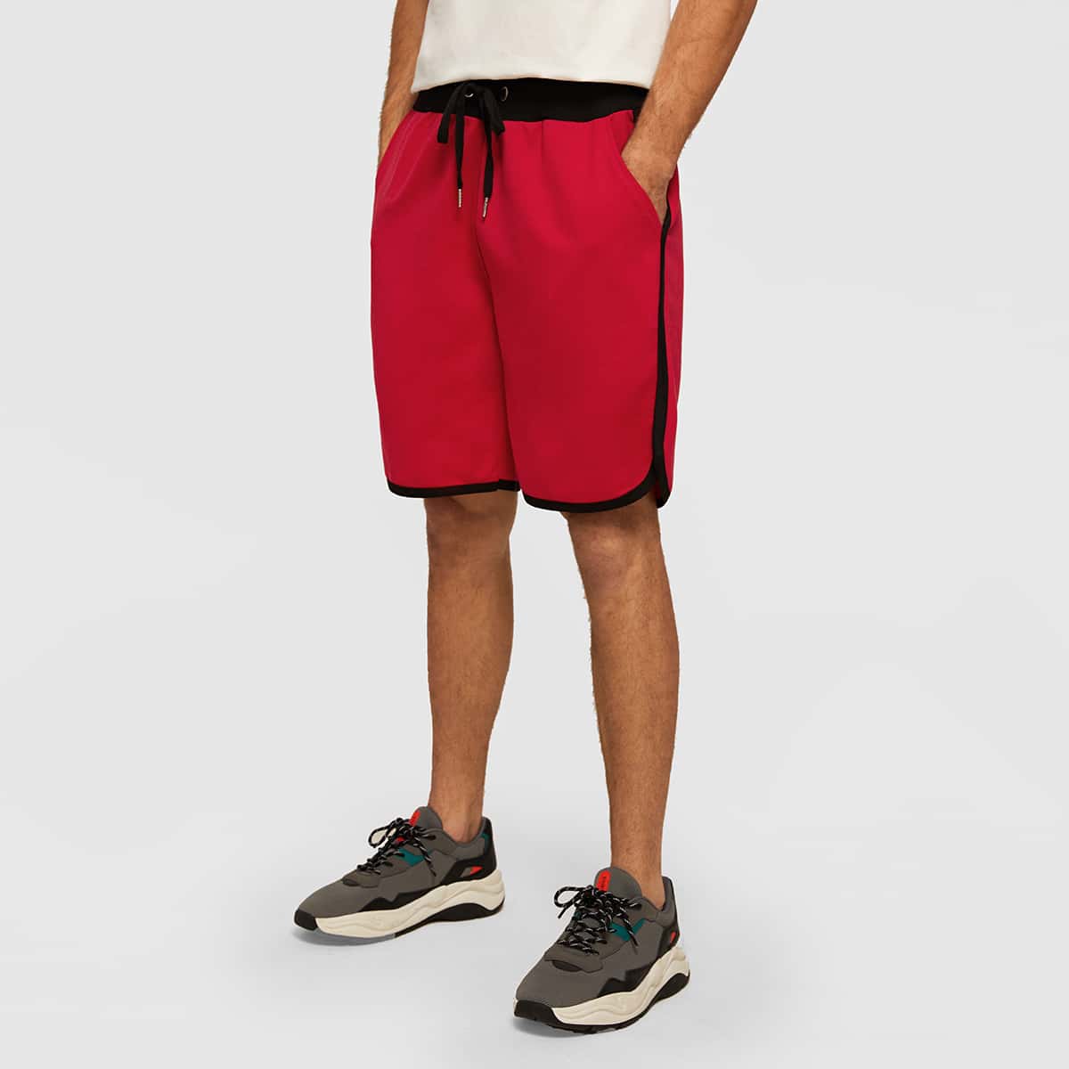 

Guys Contrast Binding Drawstring Track Shorts, Red