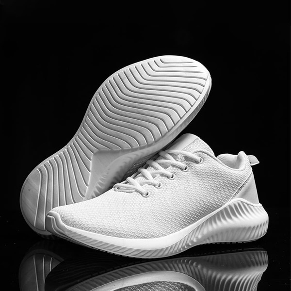 

Men Lace-up Front Wide Fit Sneaker, White
