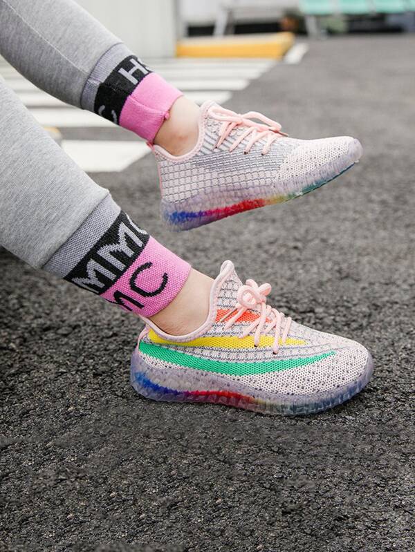 lacets de couleur baskets