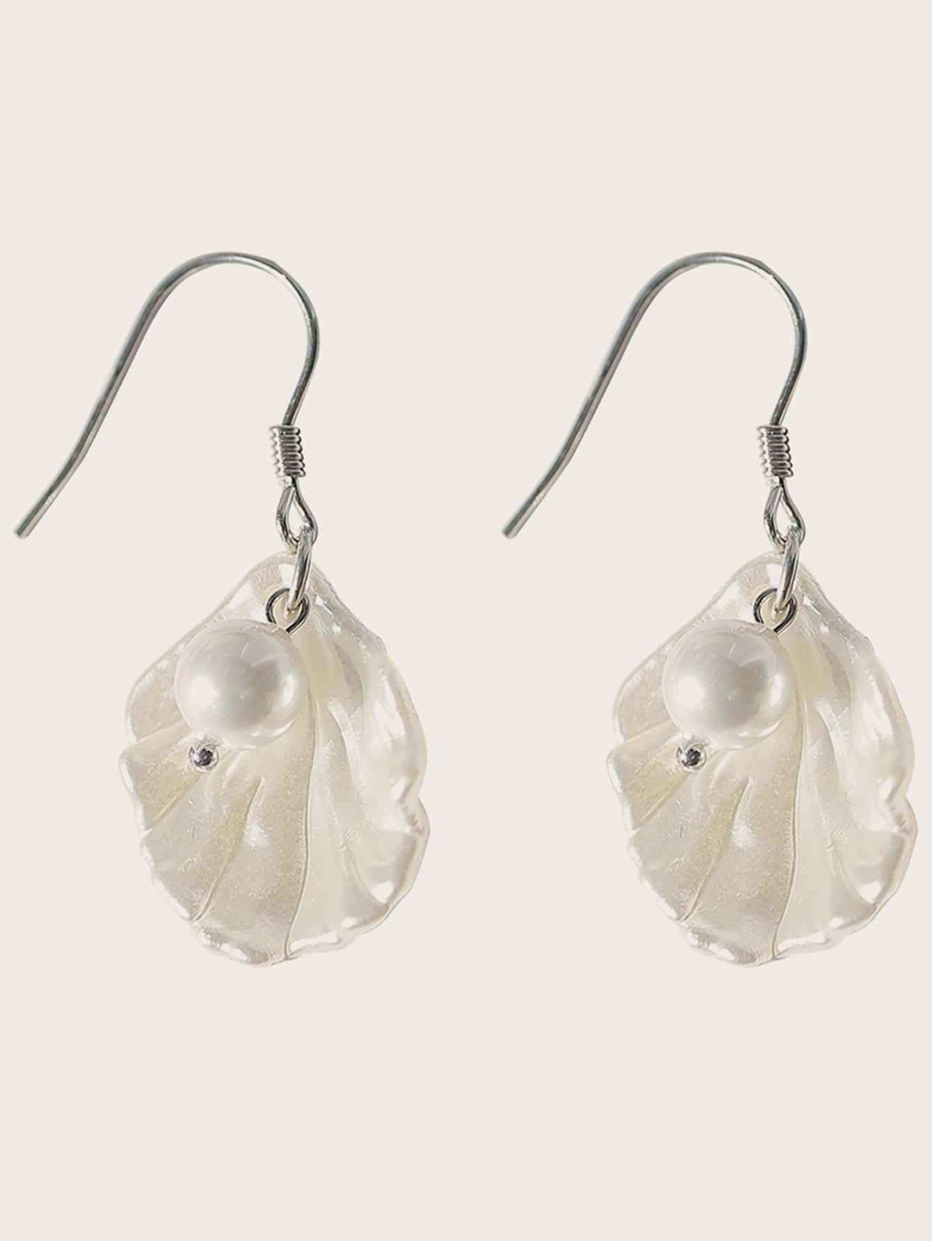 1pair Faux Pearl Decor Shell Design Drop Earrings