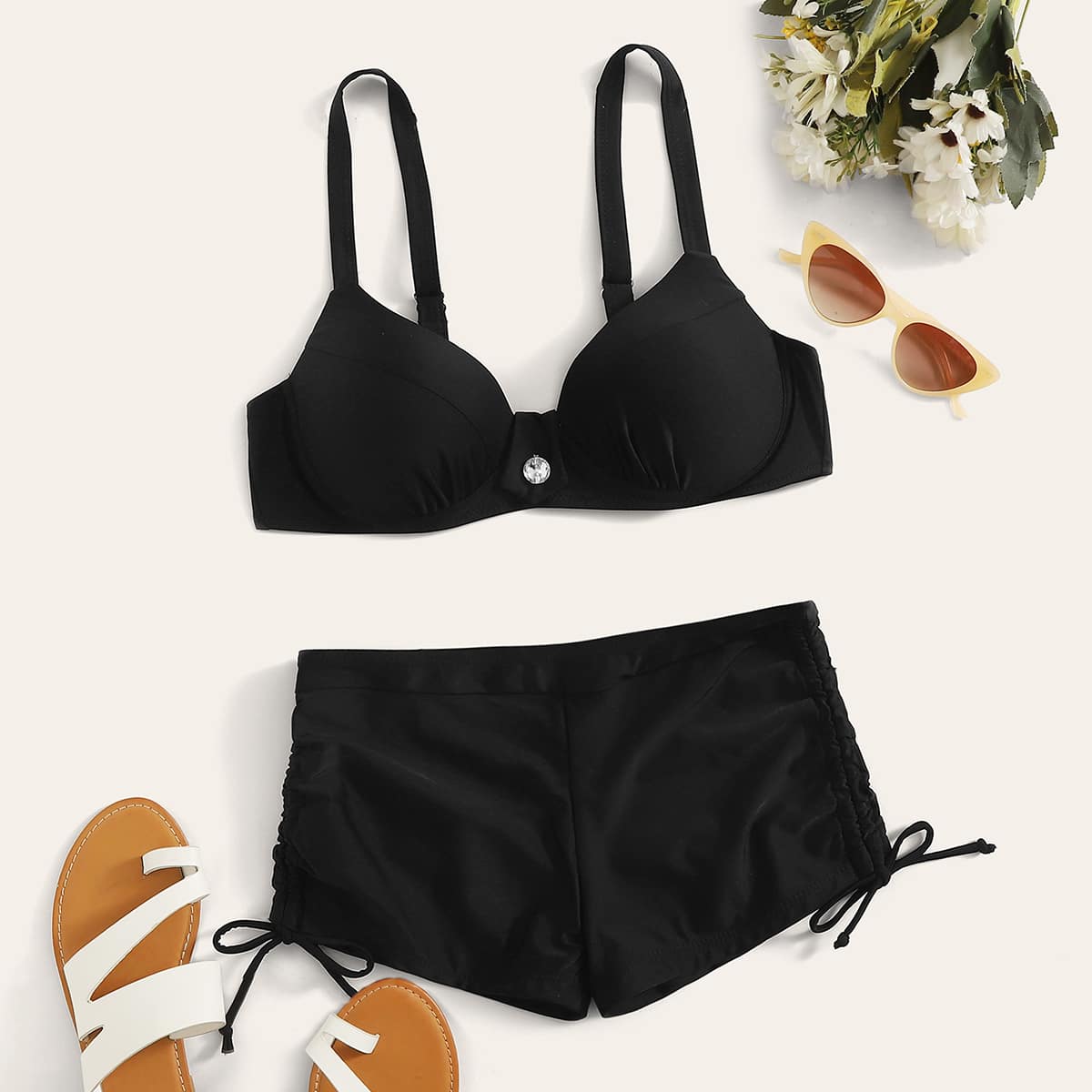 

Underwire Shorts Bikini Swimsuit, Black