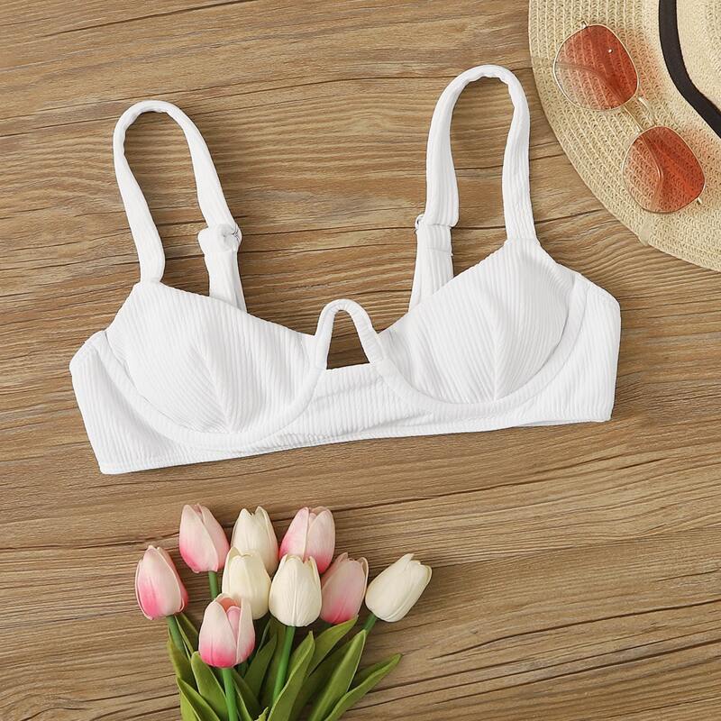 

Solid Underwire Bikini Top, White