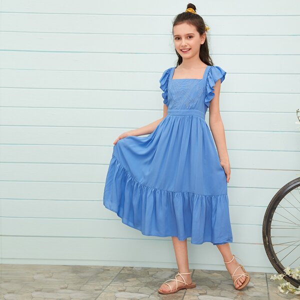 

Girls Ruffle Armhole Crisscross Back Embroidery Front Dress, Blue