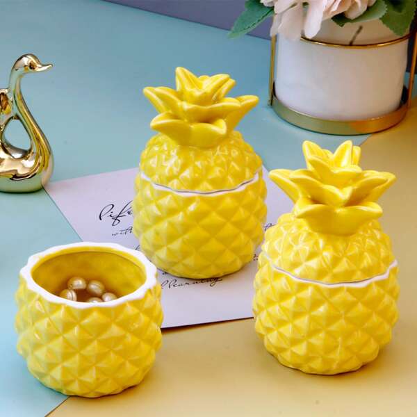 

1pc Pineapple Shaped Jewelry Storage Box, Yellow