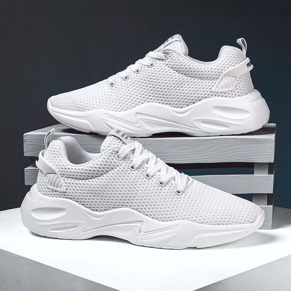 

Men Minimalist Lace-up Front Sneakers, White