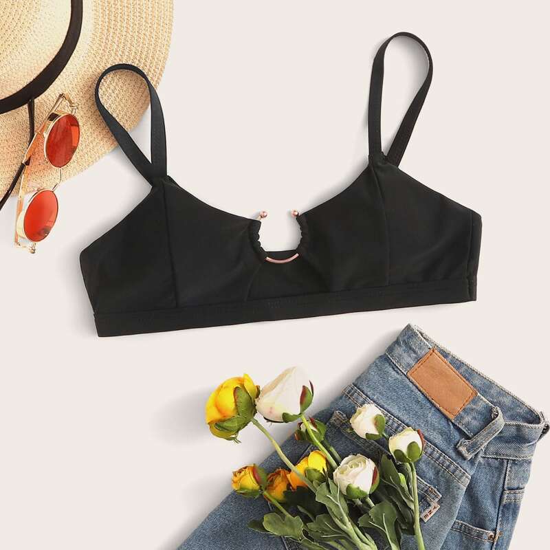 

Ring Linked Bikini Top, Black