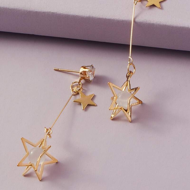 

1pair Rhinestone Decor Star Drop Earrings, Gold