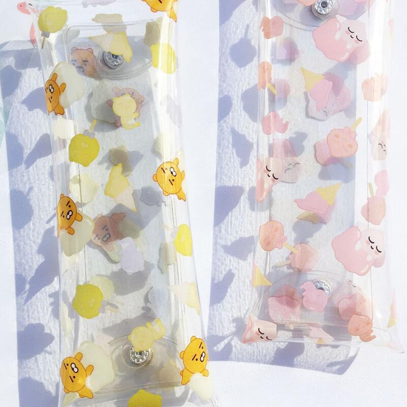 

1pc Random Cartoon Graphic Pencil Case