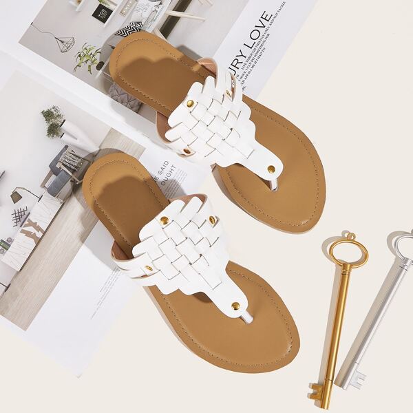 

Braided Toe Post Sliders, White