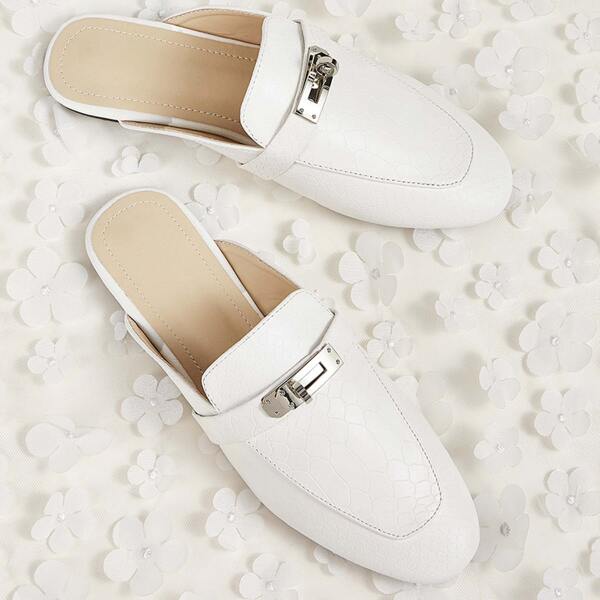 

Minimalist Metal Decor Flat Mules, White