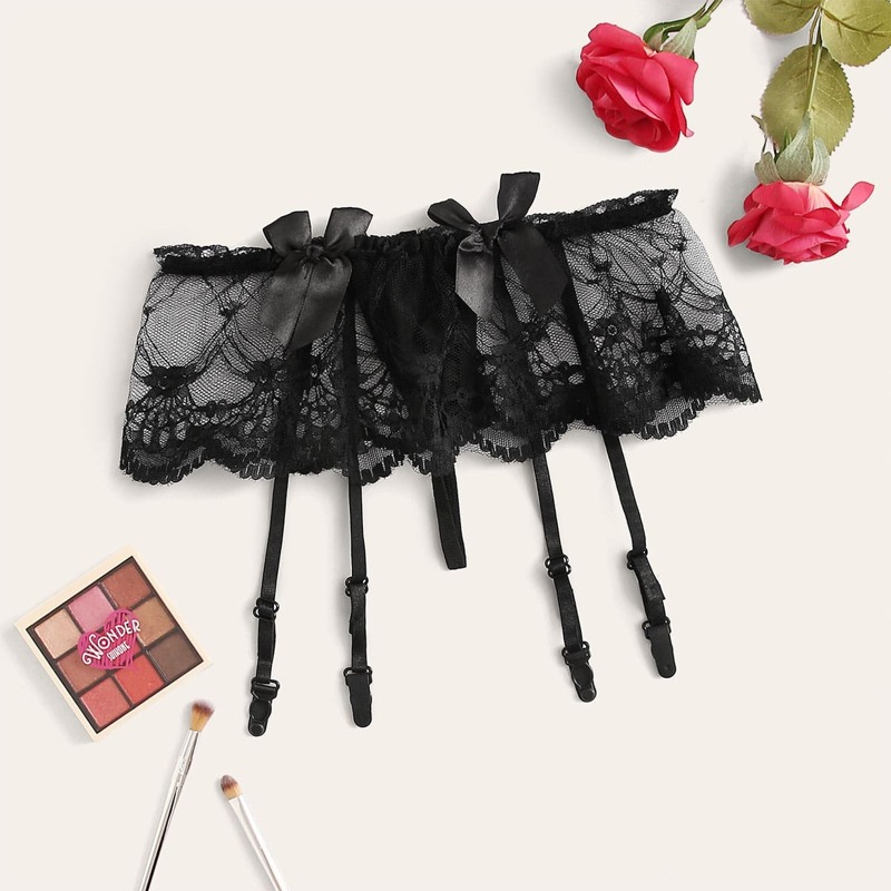 

Floral Lace Garter Thong, Black