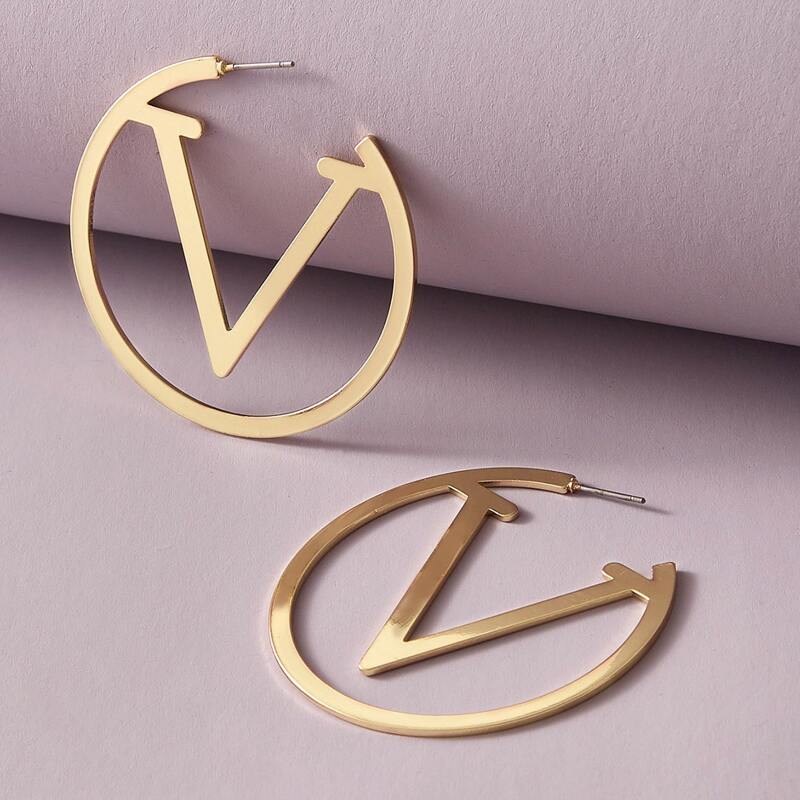 

1pair Letter Decor Earrings, Gold
