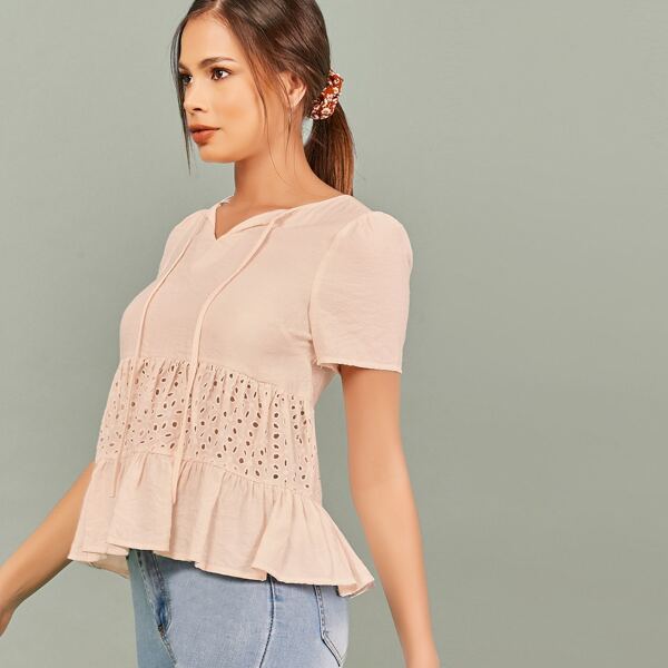 

Short Sleeve Eyelet Trim Peplum Top, Pink