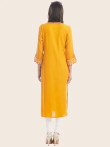 Kurta recta escote V con estampado floral - Amarillo - Ver 2