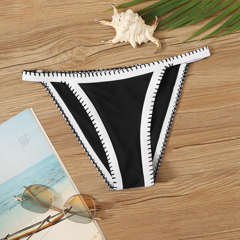 

Whip Stitch Bikini Tanga, Black