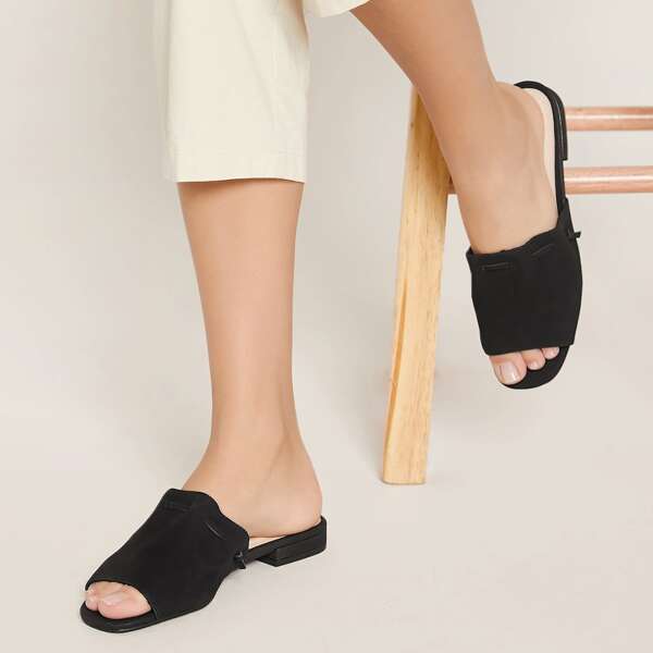 

Ruched Detail Flat Mule Sandals, Black