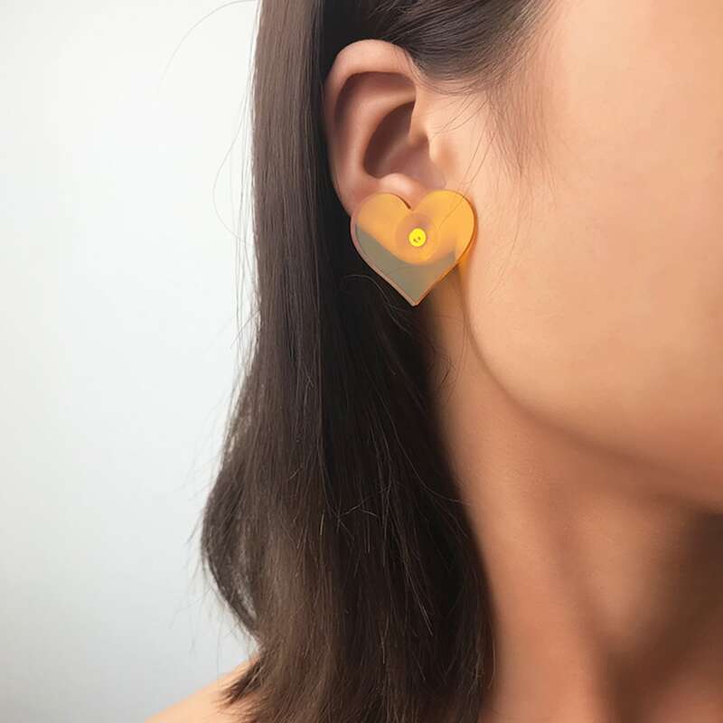 

1pair Transparent Heart Shaped Stud Earrings, Yellow