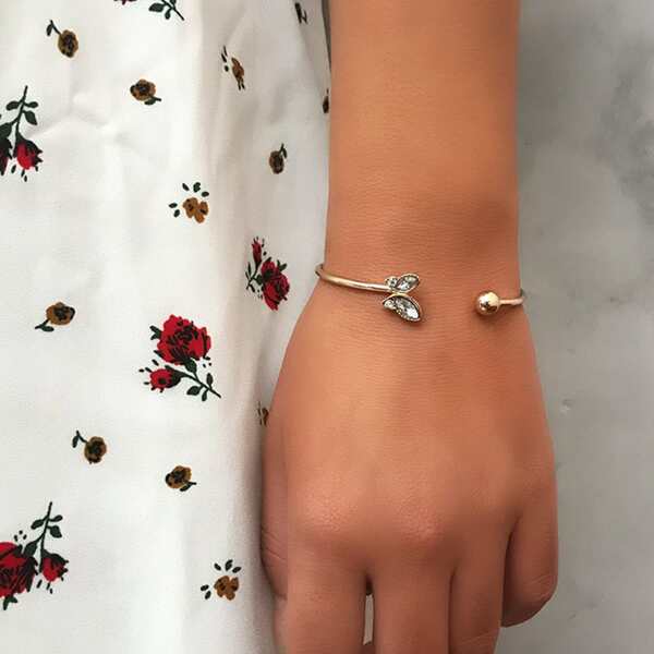 

1pc Rhinestone Engraved Butterfly Cuff Bracelet, Gold