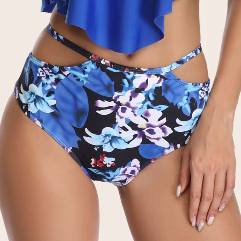 

Cut-out Random Floral Bikini Panty, Multicolor