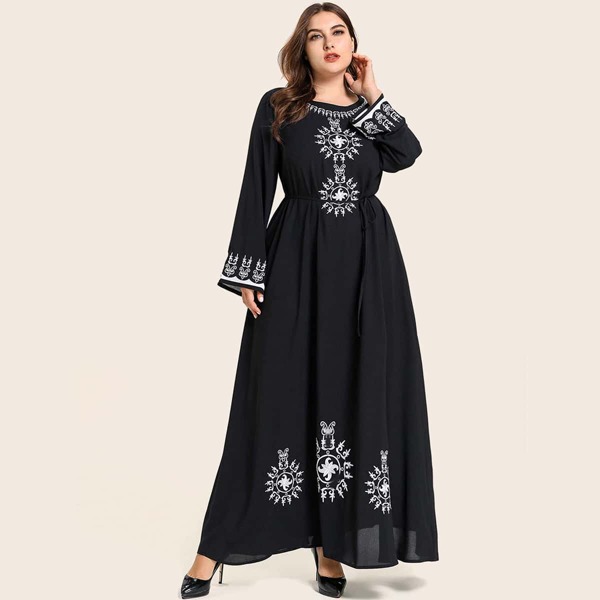 

Plus Tribal Print Tie Front Maxi Dress, Black