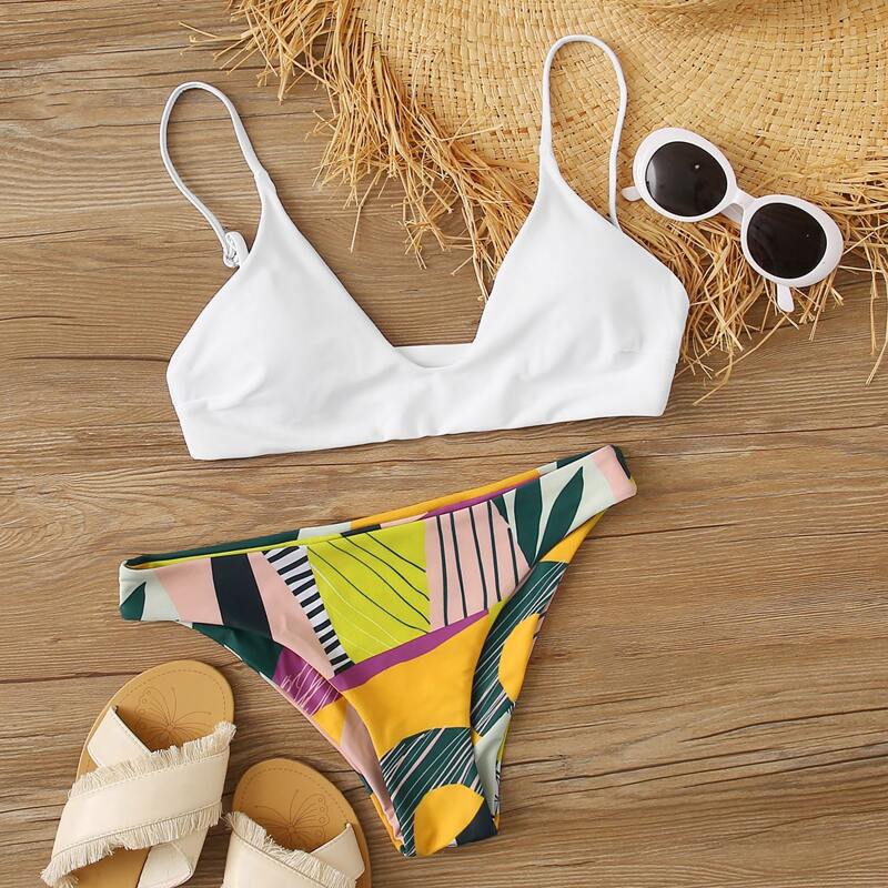 

Random Graphic Bikini Swimsuit, Multicolor