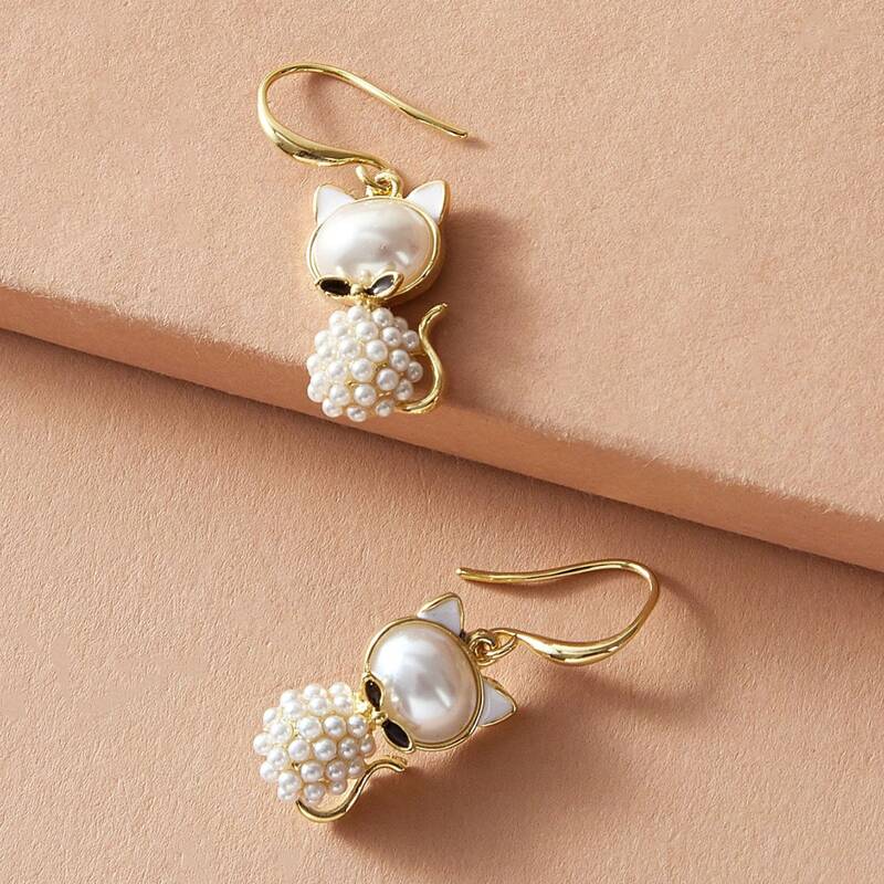 

1pair Faux Pearl & Cat Decor Drop Earrings, White